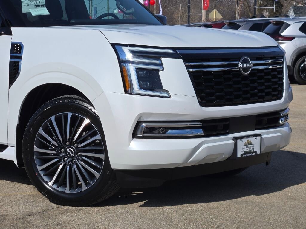 New 2026 Nissan Armada Platinum Reserve w/ Accent Package image 3