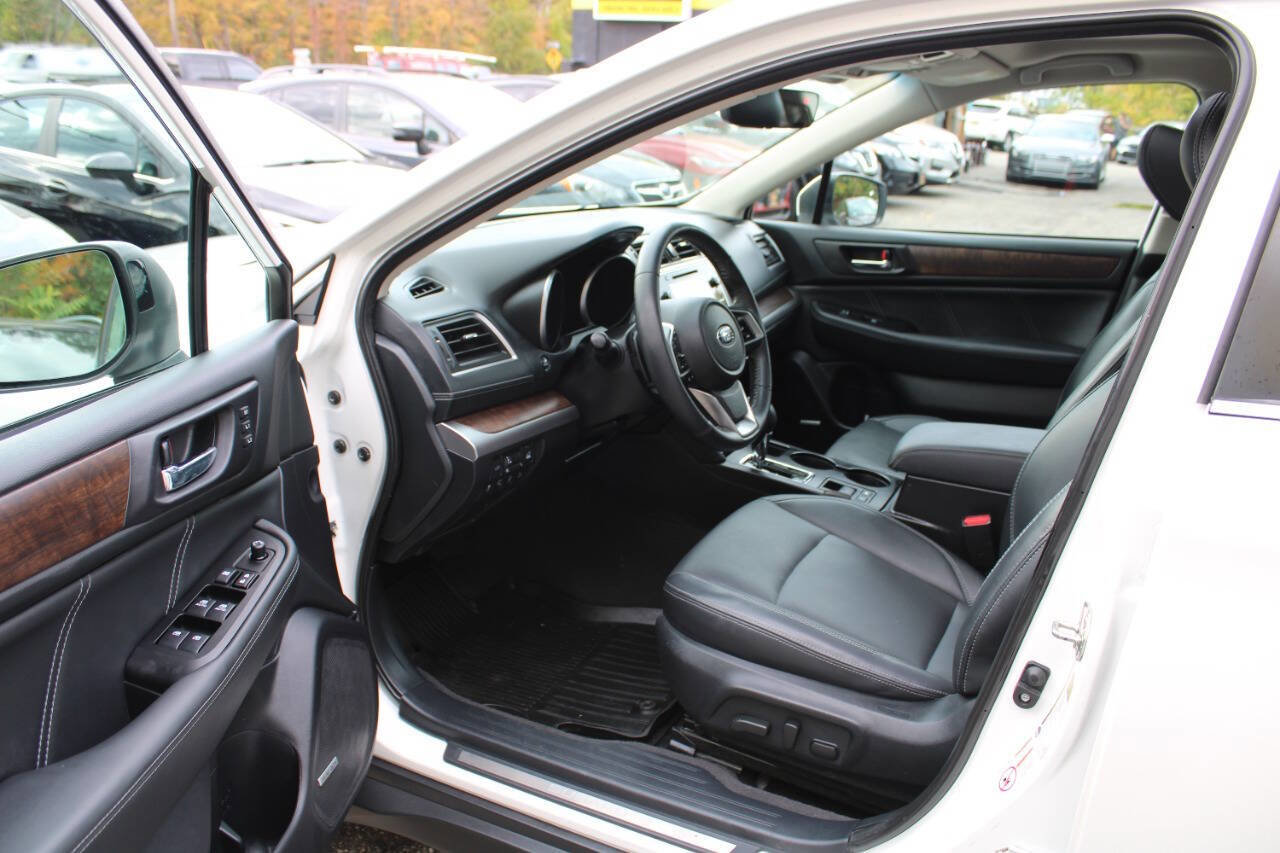 Used 2019 Subaru Outback 2.5i Limited image 24