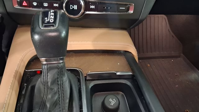 Used 2017 Volvo S90 T6 Inscription w/ Vision Package AWD/4WD image 33