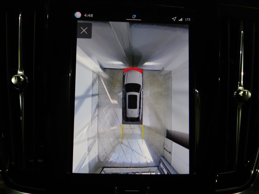 Used 2026 Volvo V90 B6 Cross Country Ultra image 52