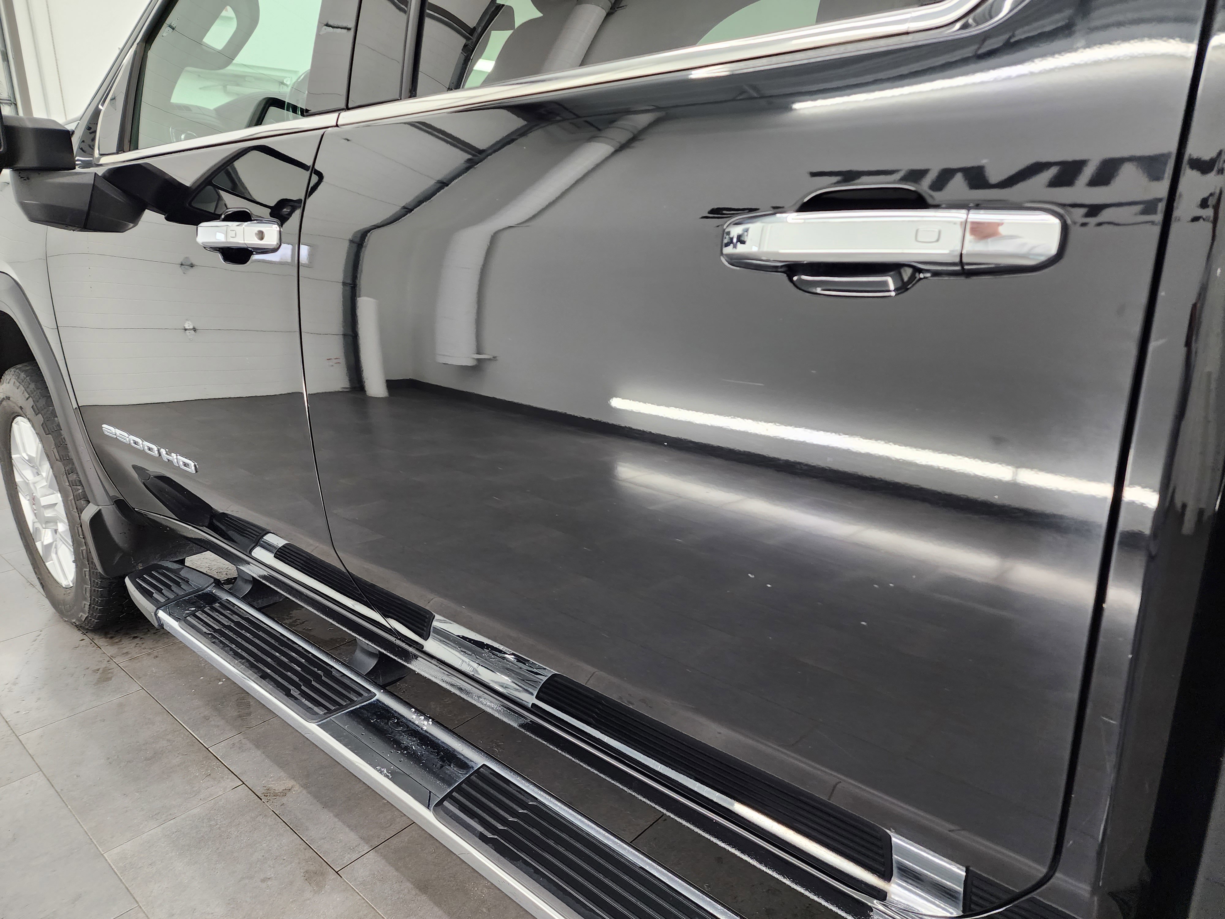 Used 2022 GMC Sierra 2500 SLT w/ LPO, GMC Protection Package image 32