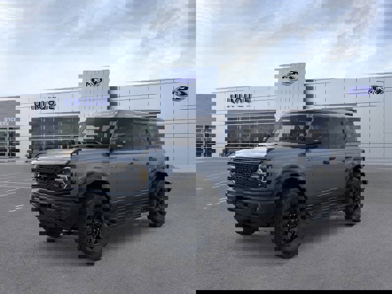 New 2025 Ford Bronco Outer Banks w/ Black Appearance Package image 1