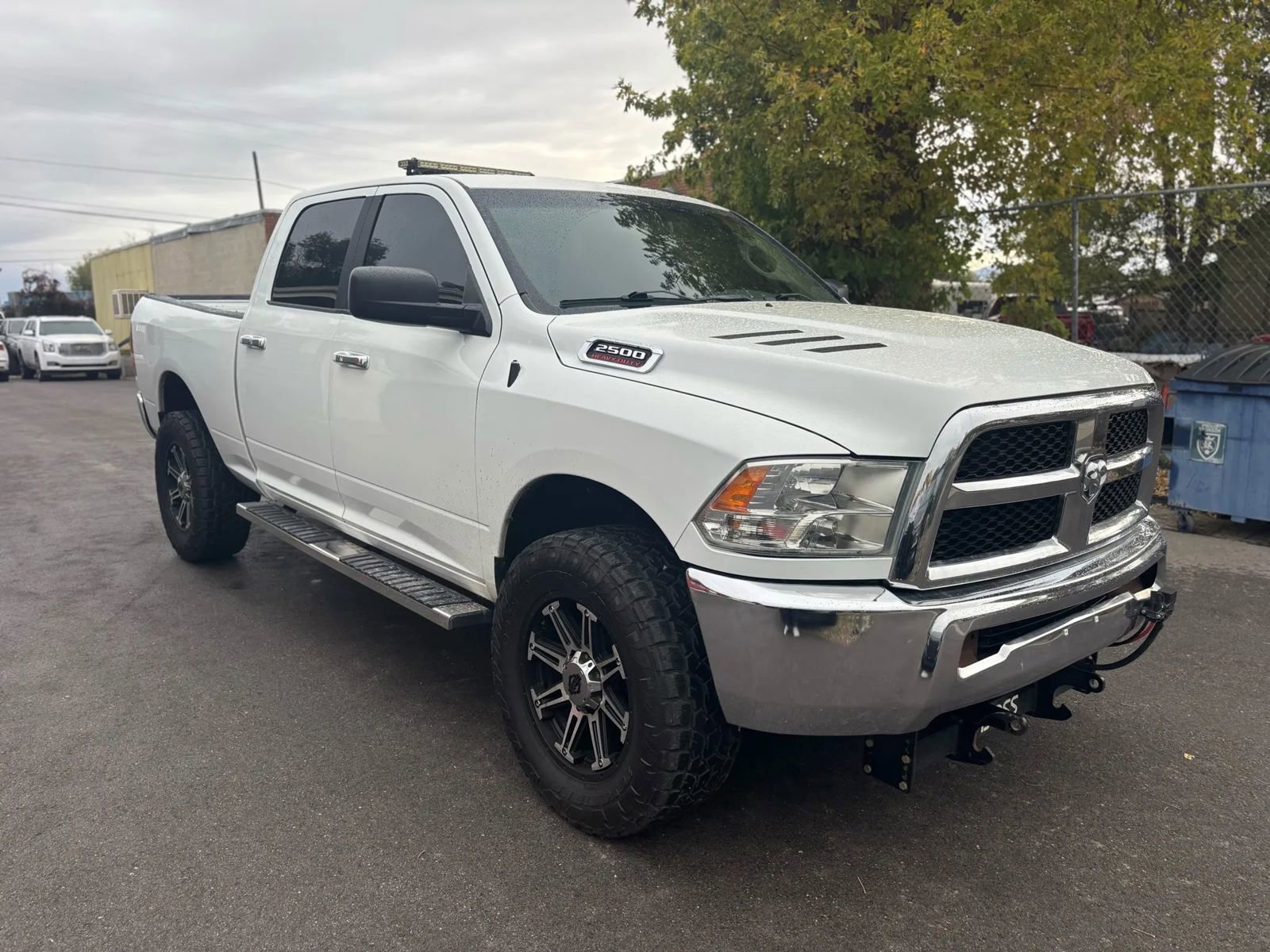 Used 2016 RAM 2500 SLT image 3