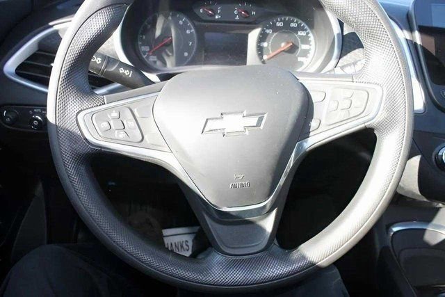 Used 2022 Chevrolet Malibu LT image 12