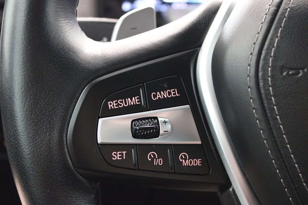 Used 2025 BMW X5 xDrive50e AWD/4WD image 22