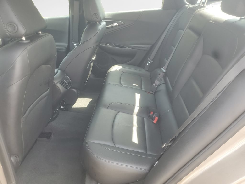 Used 2024 Chevrolet Malibu LT FWD image 24