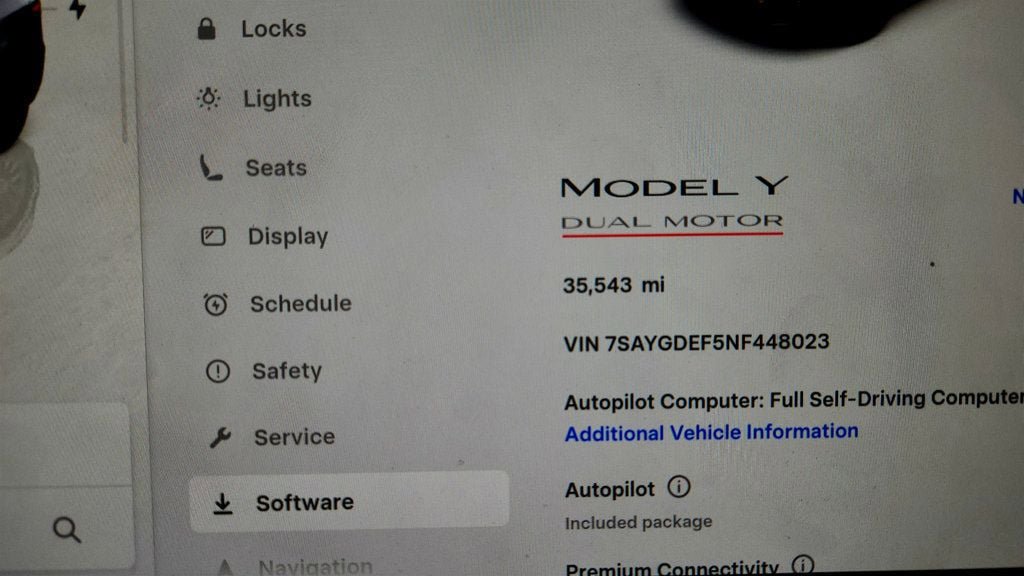 Used 2022 Tesla Model Y Performance image 14