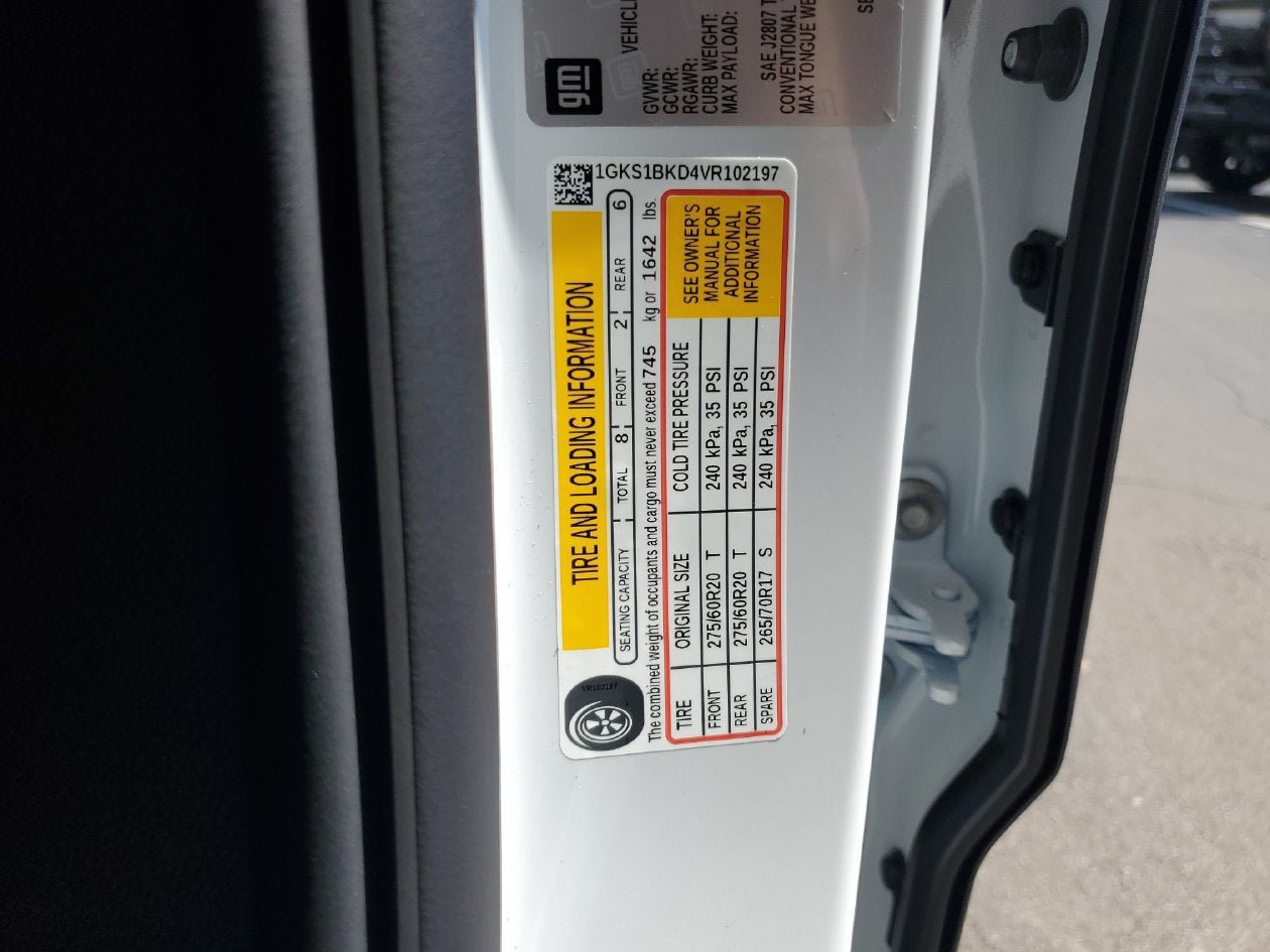 New 2027 GMC Yukon Elevation RWD image 31