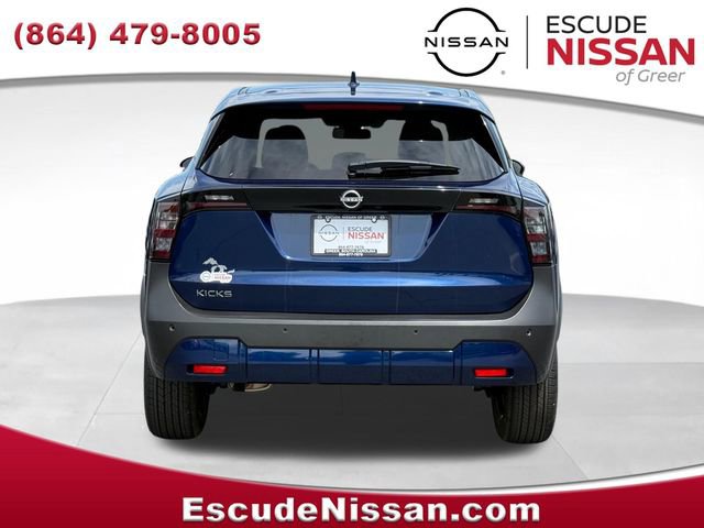 Certified 2025 Nissan Kicks SV FWD image 5