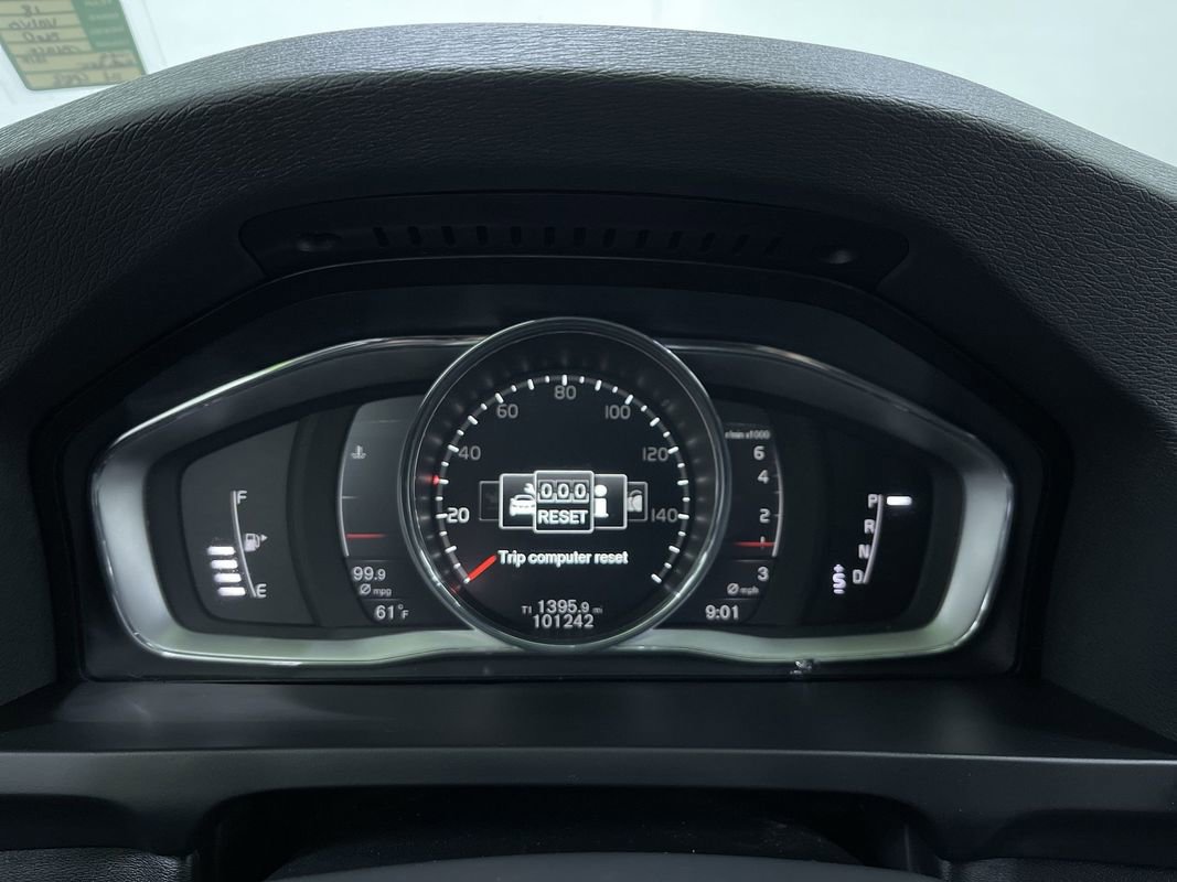 Used 2018 Volvo S60 T5 Inscription Platinum image 19