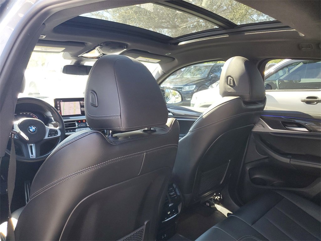 Used 2022 BMW X4 M40i w/ Parking Assistance Package image 14