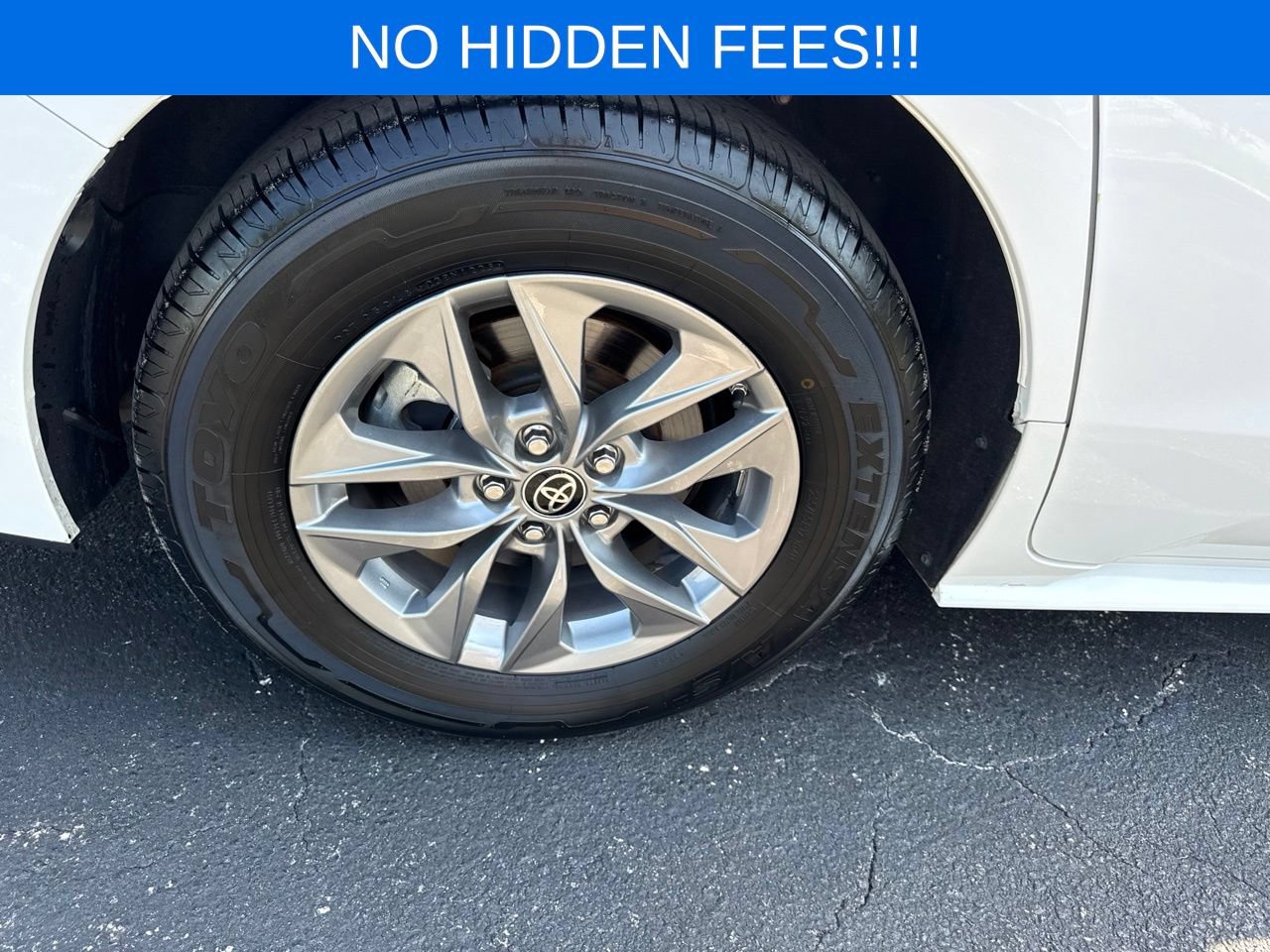 Used 2021 Toyota Sienna LE FWD image 11