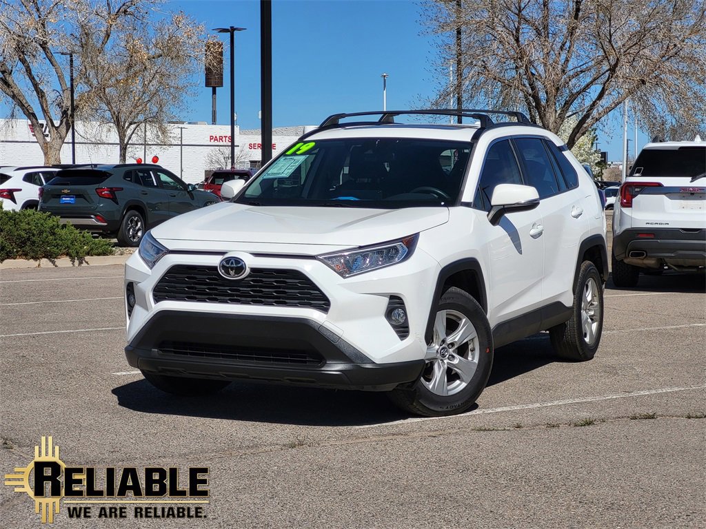 Used 2019 Toyota RAV4 XLE w/ All Weather Liner Package image 1