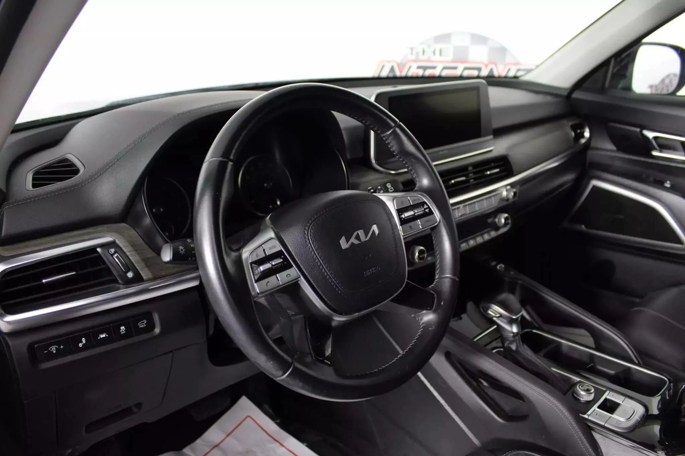 Used 2022 Kia Telluride EX w/ EX Premium Package FWD image 10