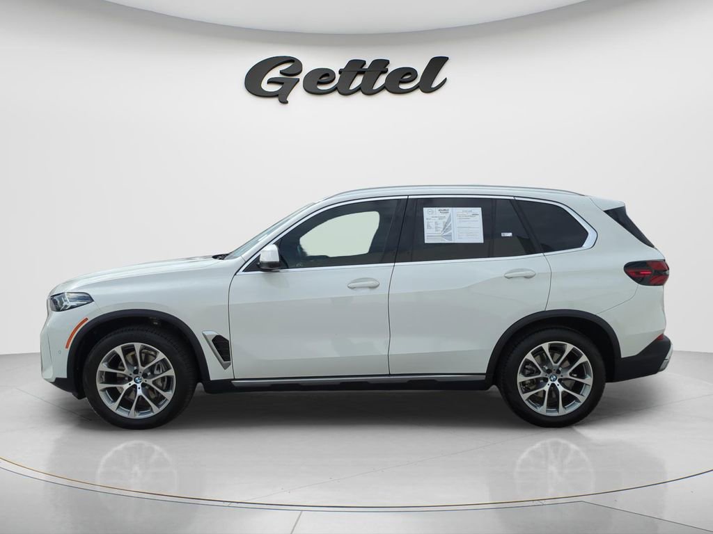 Used 2024 BMW X5 sDrive40i w/ Parking Assistance Package RWD image 7
