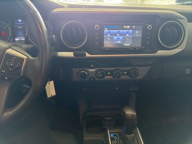 Used 2017 Toyota Tacoma SR5 image 20