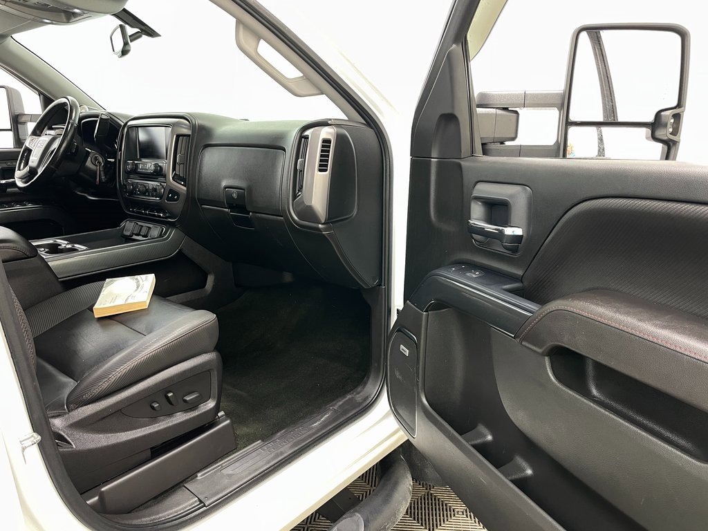 Used 2017 GMC Sierra 1500 SLT image 39