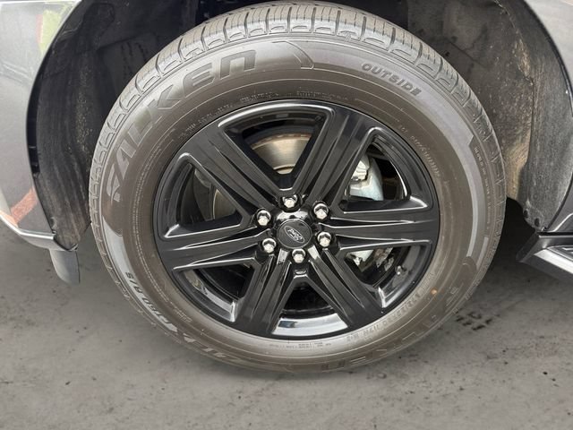 Used 2020 Ford Expedition XLT w/ Equipment Group 202A AWD/4WD image 9