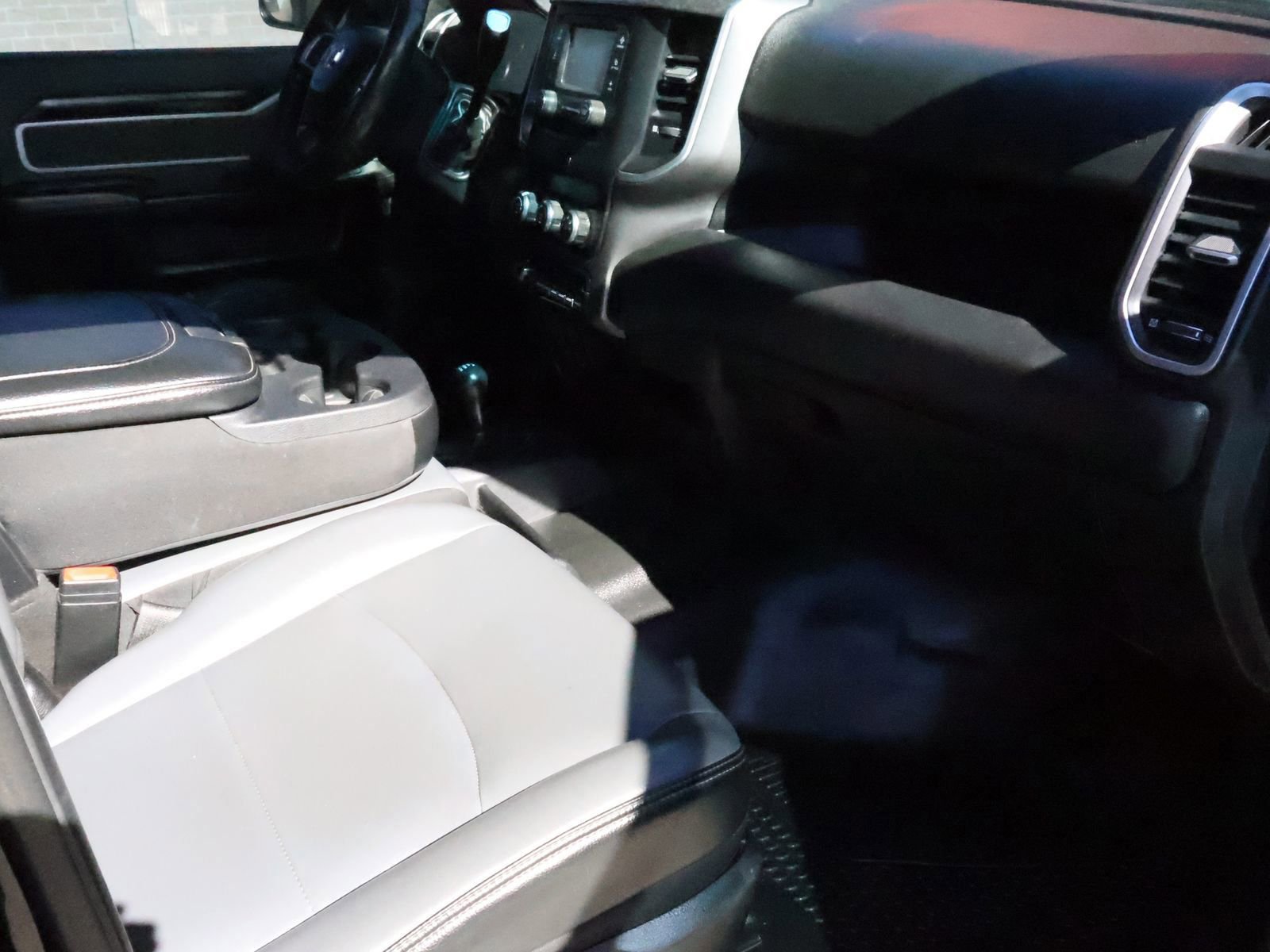 Used 2019 RAM 4500 SLT w/ Quick Order Package 27G SLT image 41