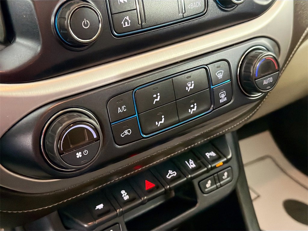 Used 2020 GMC Canyon SLT image 15