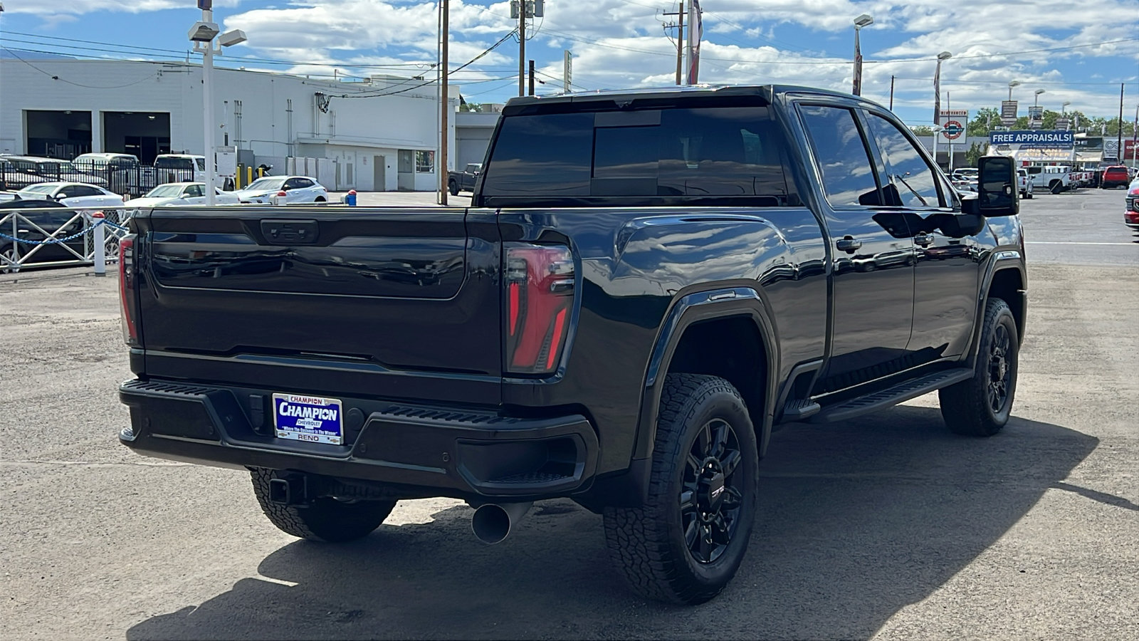 Certified 2024 GMC Sierra 2500 AT4 w/ AT4 Premium Plus Package AWD/4WD image 5