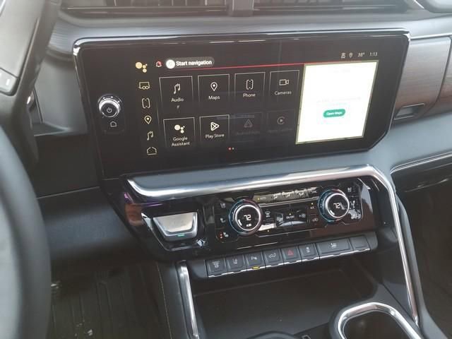 New 2026 GMC Sierra 3500 Denali Ultimate w/ LPO, Black Badging Package image 10