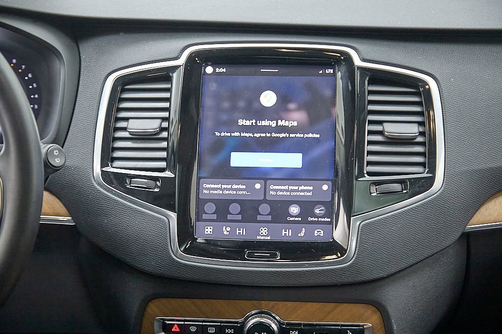 Certified 2023 Volvo XC90 B6 Plus w/ Protection Package image 32