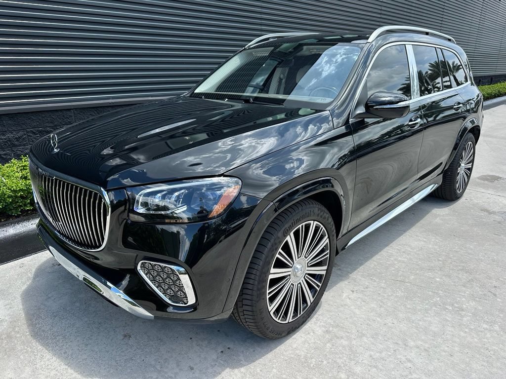Used 2025 Mercedes-Benz Maybach GLS 600 4MATIC image 7