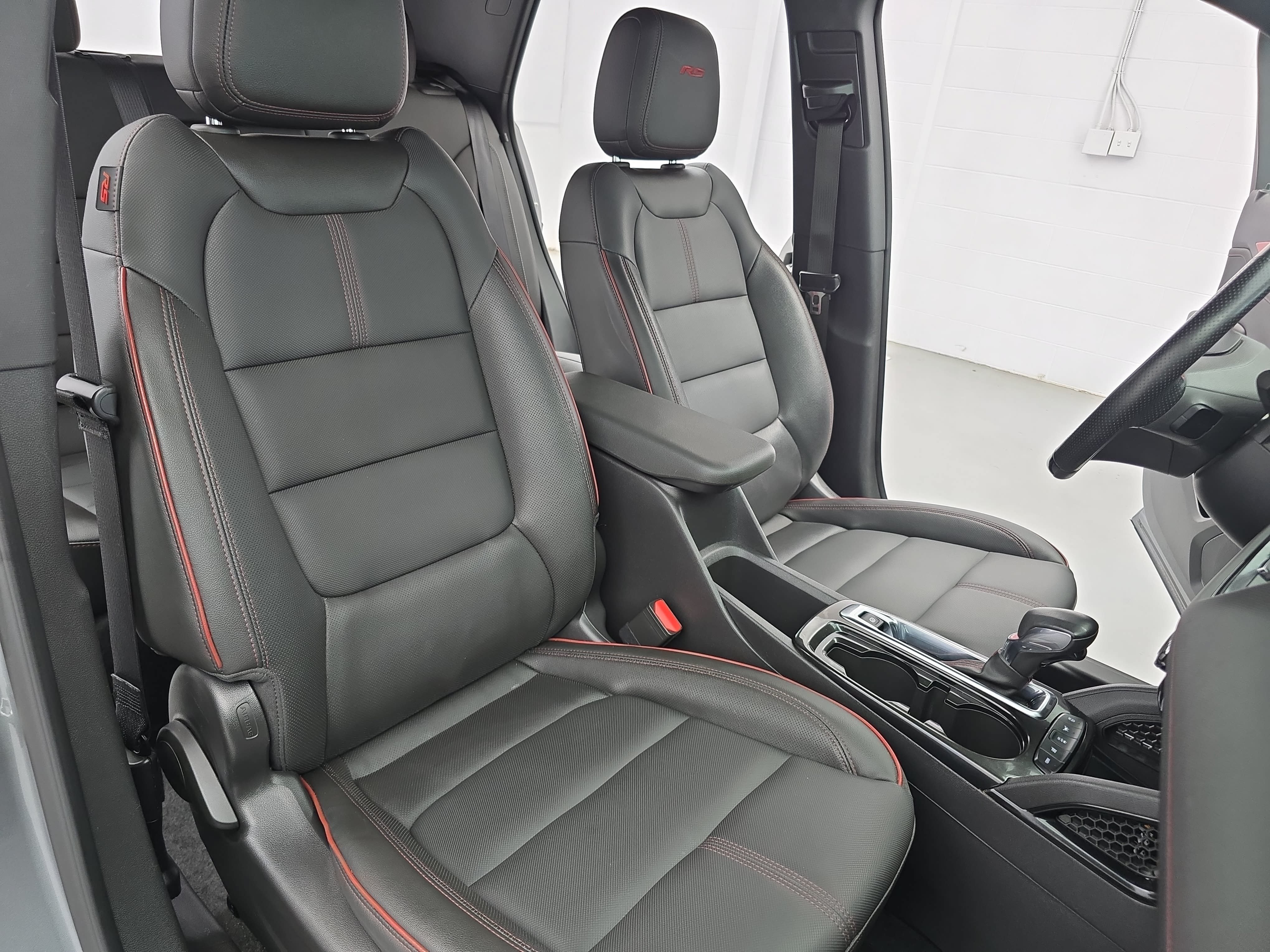 Used 2025 Chevrolet TrailBlazer RS w/ Convenience Package AWD/4WD image 10