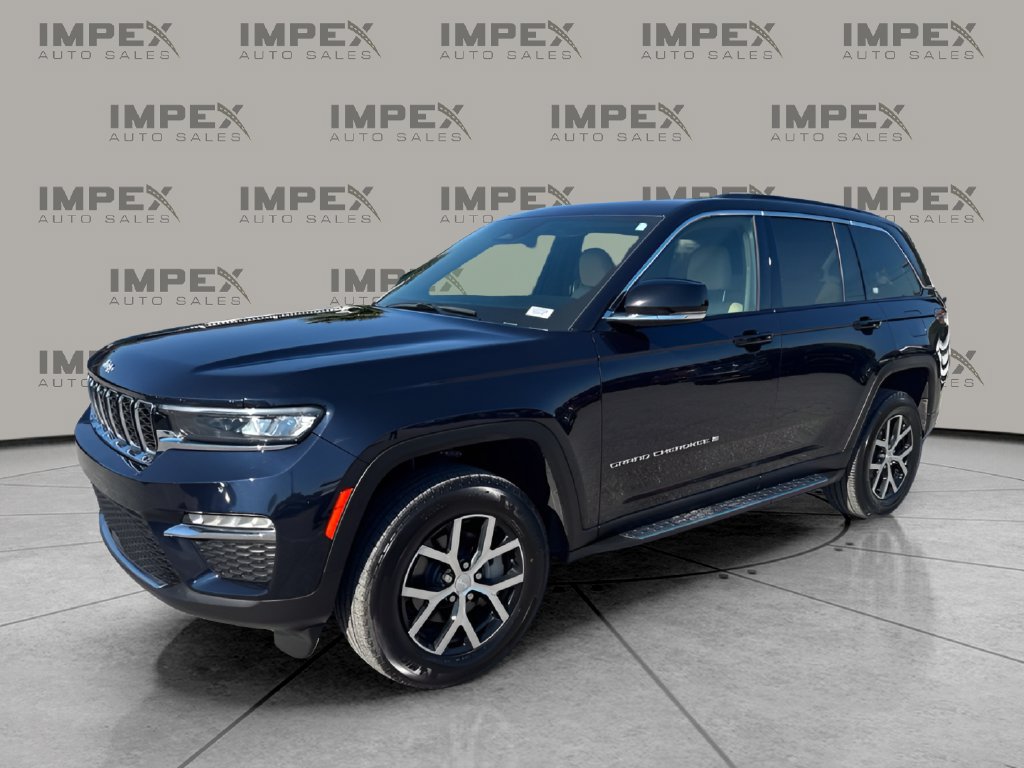 Used 2025 Jeep Grand Cherokee Limited AWD/4WD image 1