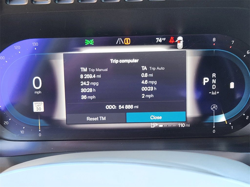 Used 2023 Volvo XC90 B6 Plus w/ Protection Package Premier image 11