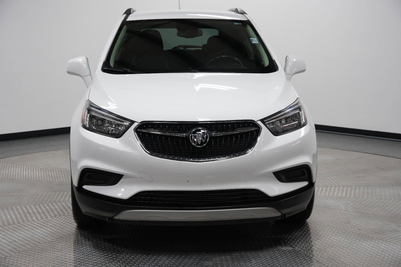 Used 2020 Buick Encore Preferred image 2