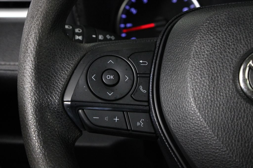 Used 2019 Toyota RAV4 XLE FWD image 26