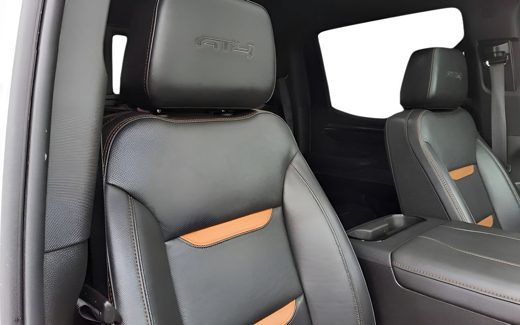 Used 2023 GMC Sierra 1500 AT4 w/ AT4 Premium Package AWD/4WD image 37