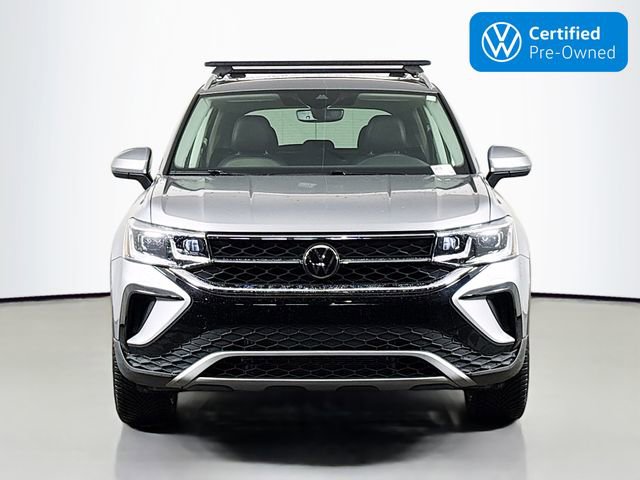 Certified 2023 Volkswagen Taos SEL image 2