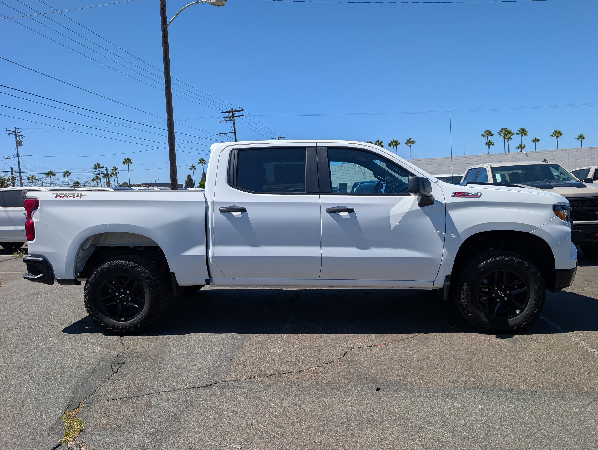 New 2026 Chevrolet Silverado 1500 Custom Trail Boss AWD/4WD image 7