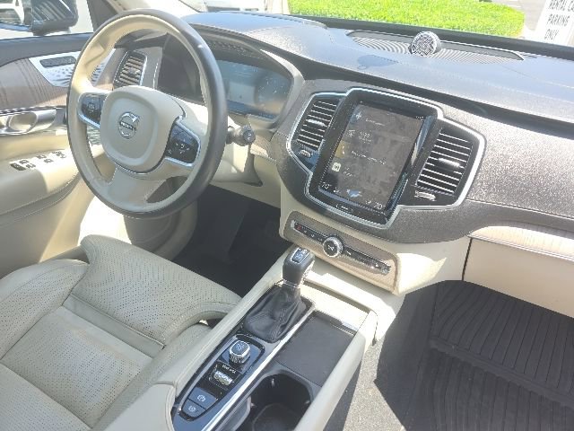 Used 2021 Volvo XC90 T6 Inscription AWD/4WD image 12