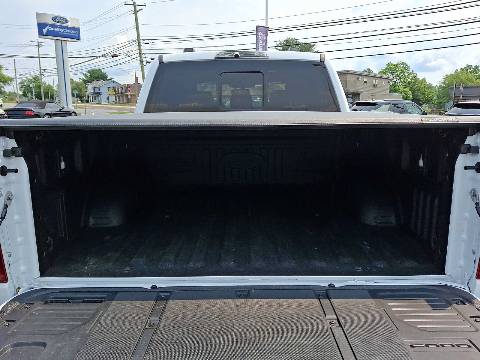 Used 2023 Ford F150 Raptor w/ Raptor Carbon Fiber Package AWD/4WD image 28