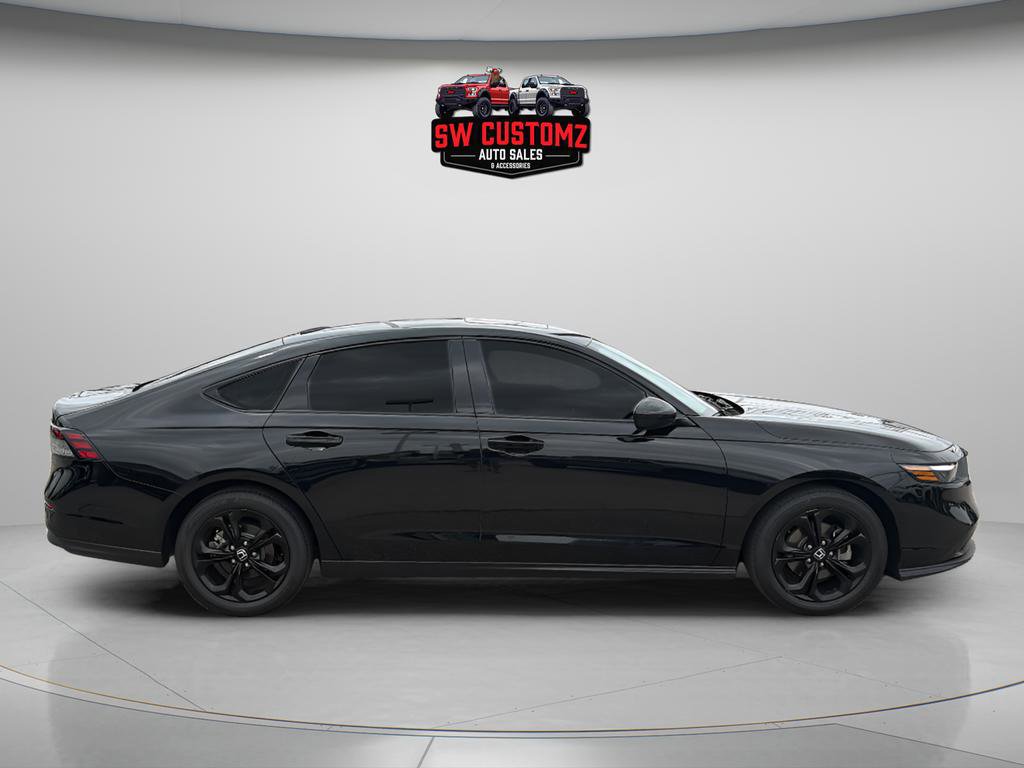 Used 2025 Honda Accord SE image 8