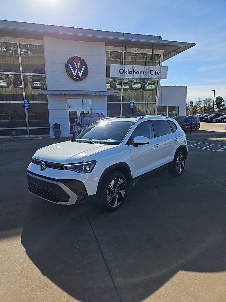 New 2026 Volkswagen Taos SE