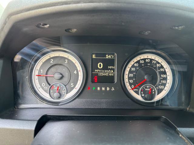 Used 2014 RAM 3500 Tradesman w/ Chrome Appearance Group AWD/4WD image 12