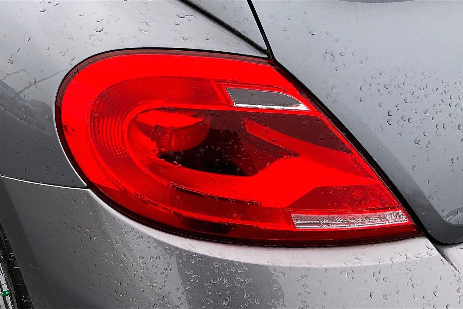 Used 2012 Volkswagen Beetle Turbo image 23