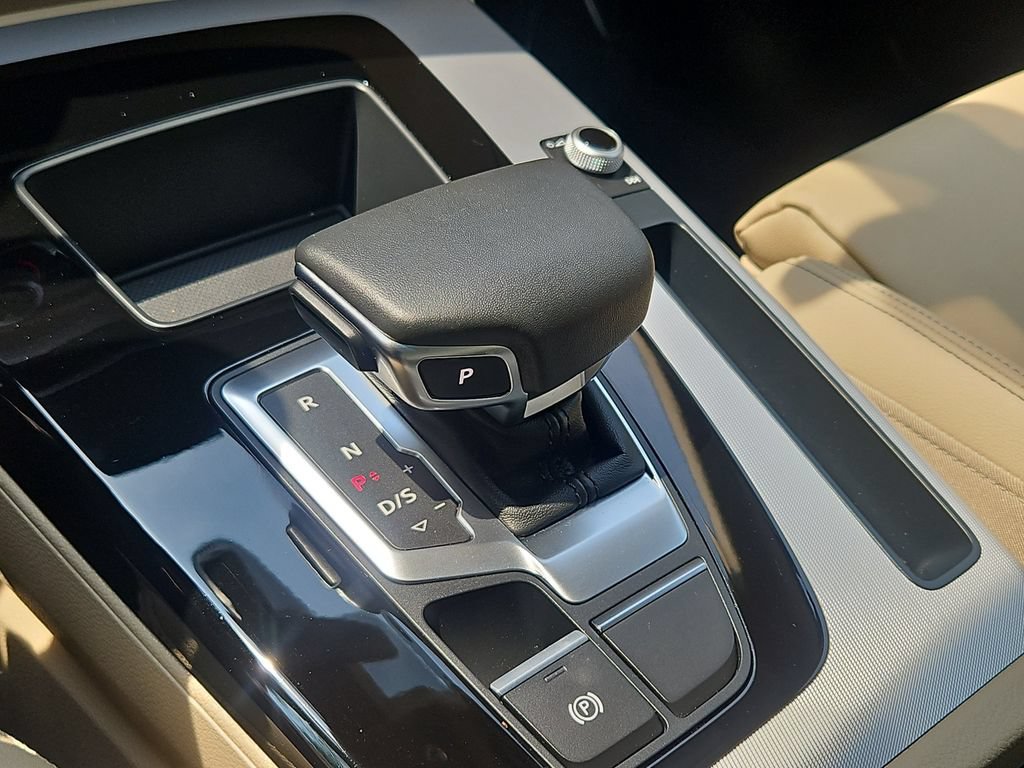 Certified 2024 Audi Q5 2.0T Premium AWD/4WD image 31