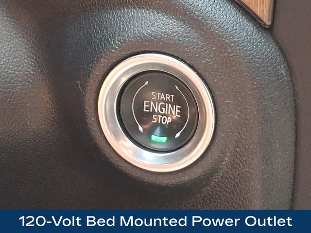 Used 2022 GMC Sierra 2500 AT4 w/ AT4 Premium Plus Package AWD/4WD image 18