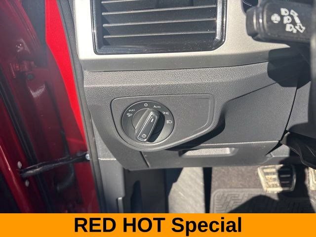 Used 2021 Volkswagen Atlas Cross Sport SEL Premium R-Line AWD/4WD image 19