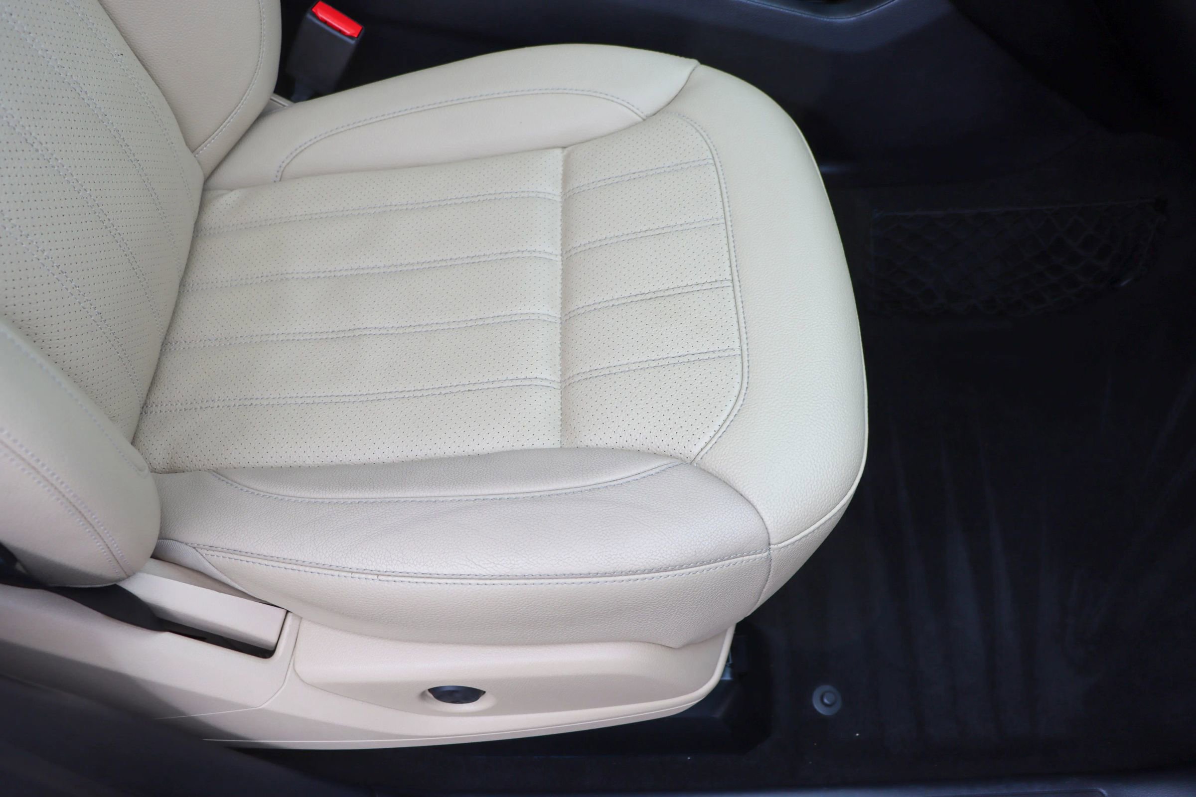 Used 2017 Mercedes-Benz GLS 450 4MATIC image 26