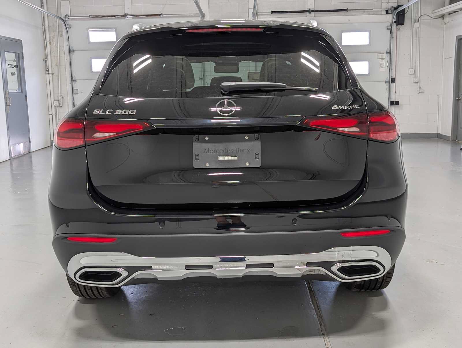 New 2026 Mercedes-Benz GLC 300 4MATIC image 8