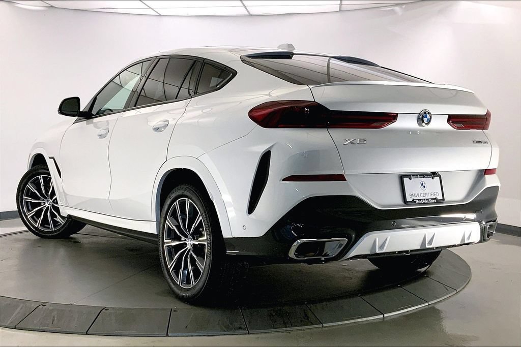 Certified 2026 BMW X6 xDrive40i w/ Climate Comfort Package AWD/4WD image 10