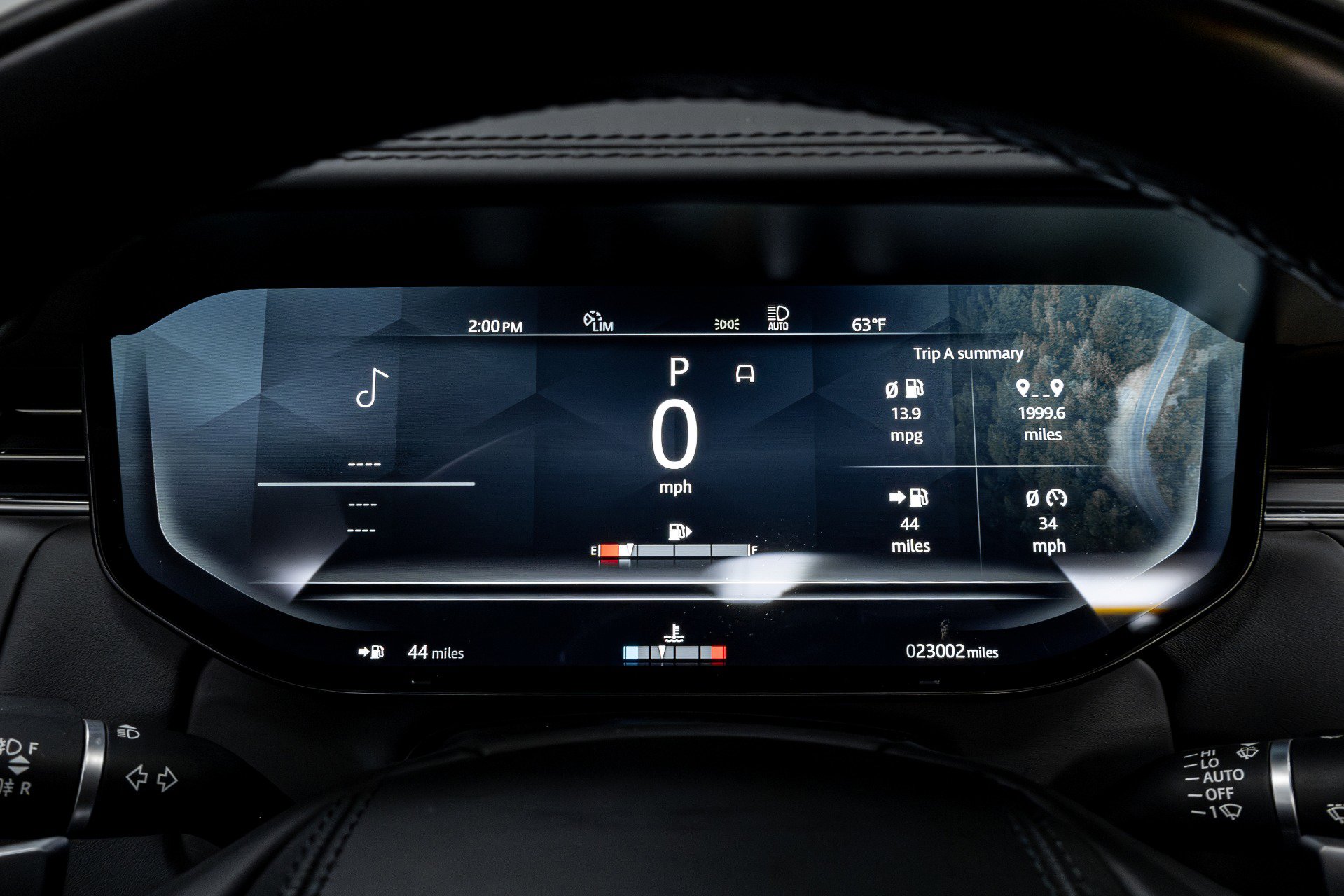 Used 2023 Land Rover Range Rover Autobiography image 8