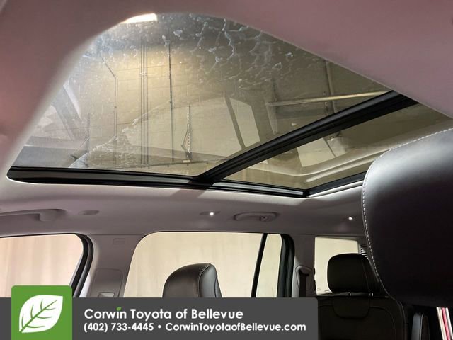 Used 2022 Jeep Grand Cherokee L Limited image 24